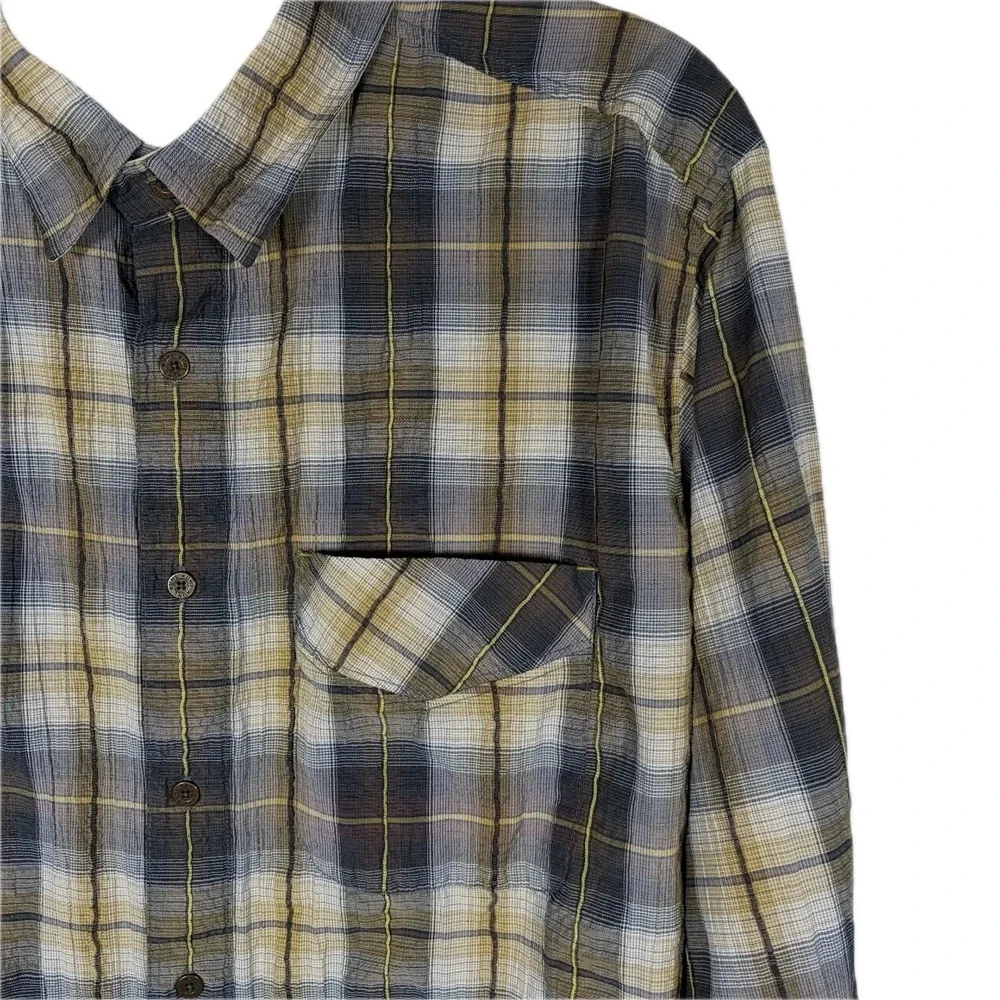 KUHL Shirt Men Large Plaid Crinkle Cotton Long‎ Sleeve Button Up Hiking Camping